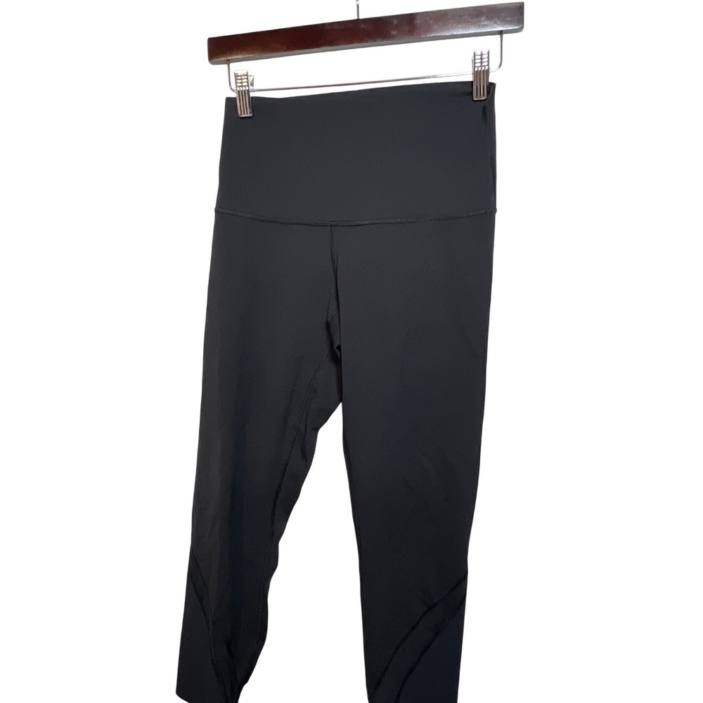 Lululemon Black High Rise Scalloped Mesh Trim 7/8 Crop Leggings Yoga Pants